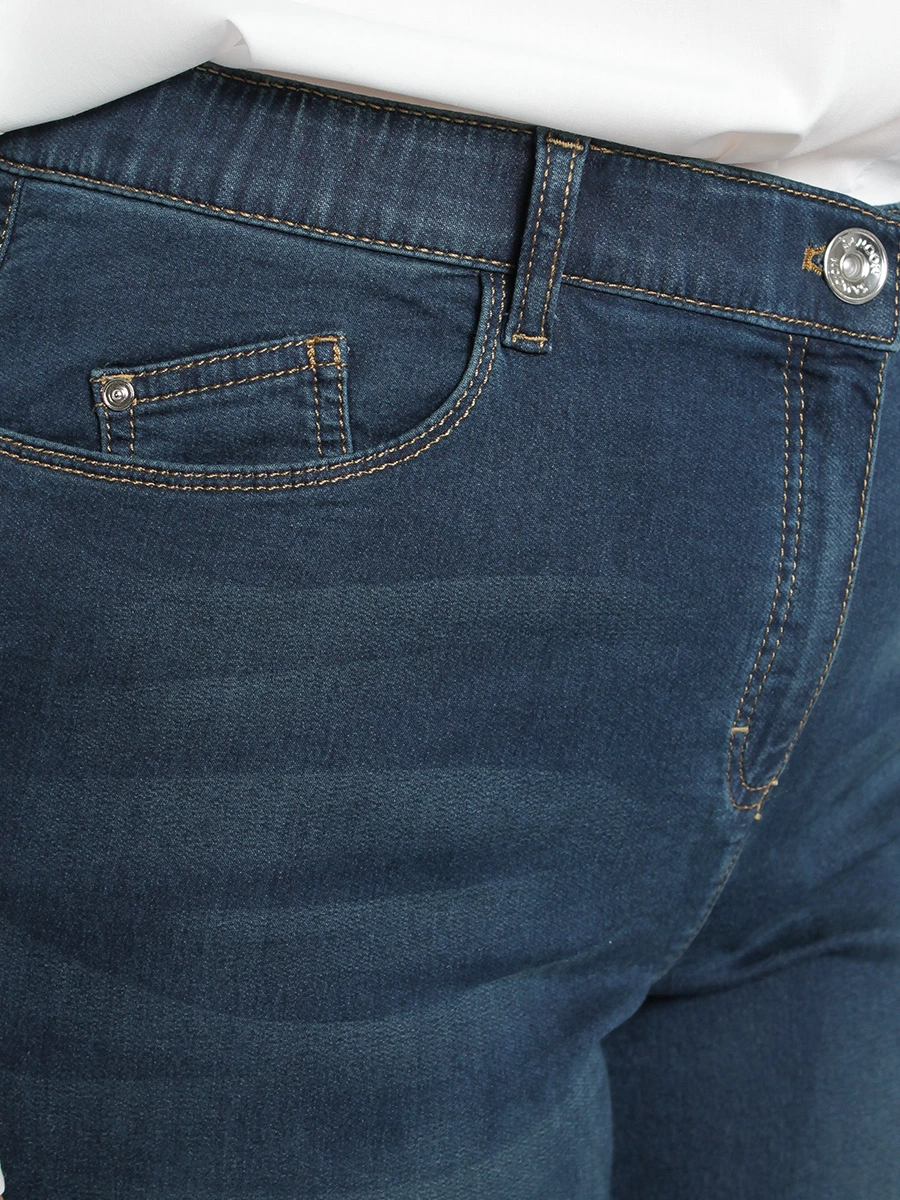Синие винтажные джинсы